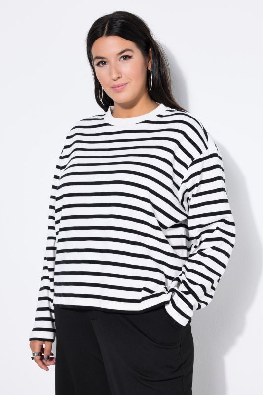 Суитчър с райета