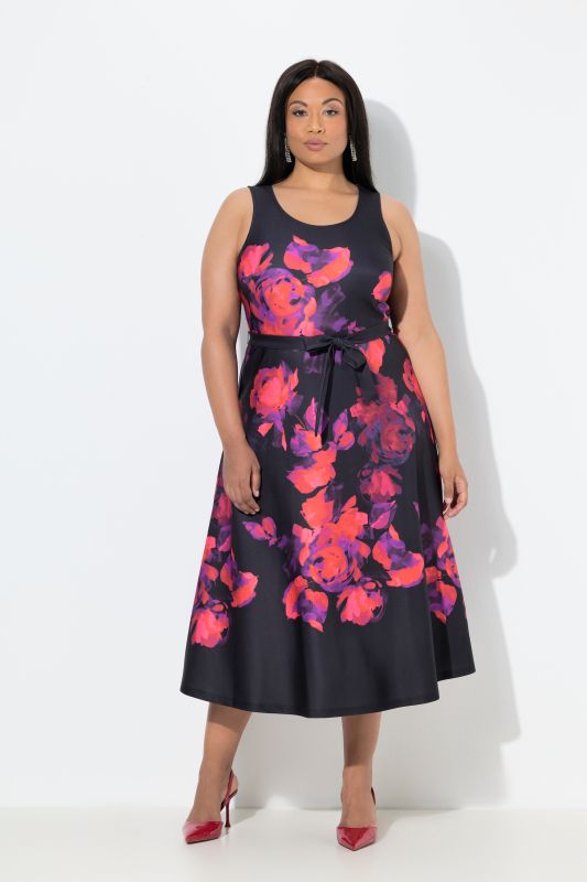 Рокля с флорален мотив