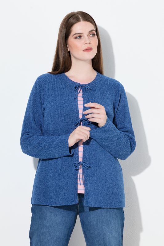 Жилетка плетена с връзки