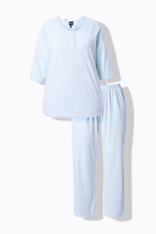 Пижама с бродирани акценти