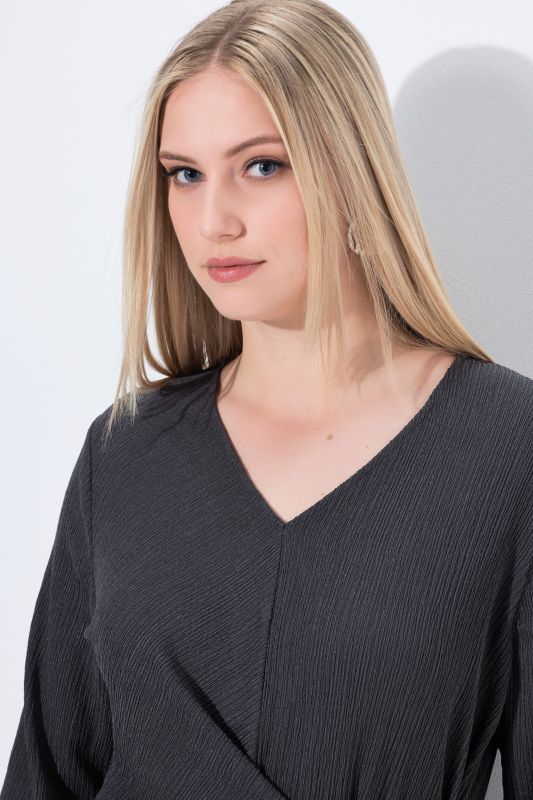 Рокля с визия тип прегърни ме