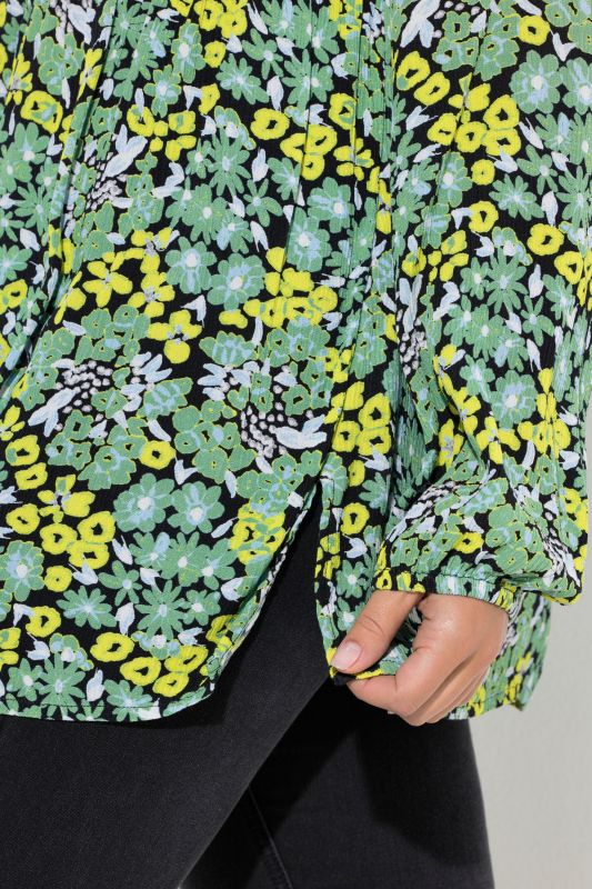 Блуза с принт на маргаритки