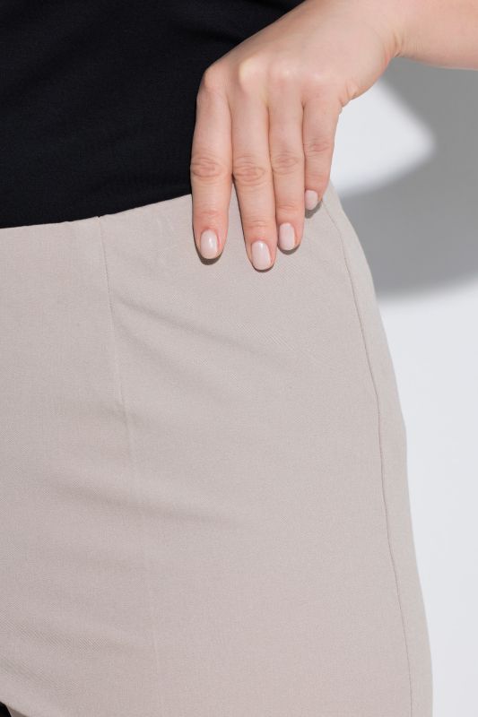Cropped Stretch Blend Elastic Waistband Pants
