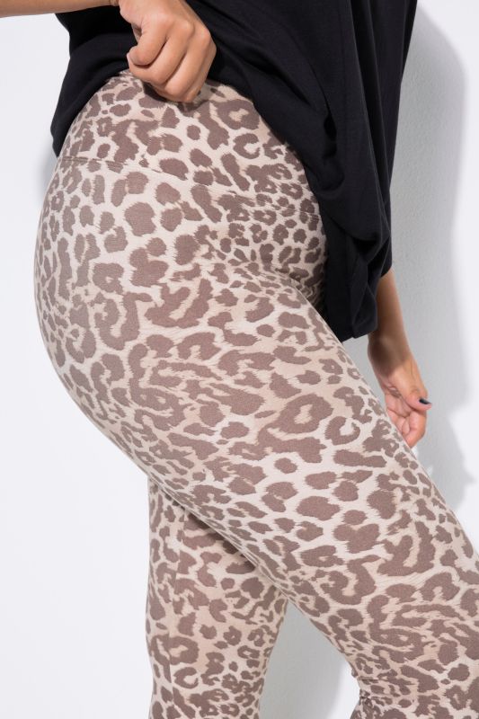 Leopard Print Cropped Leggings