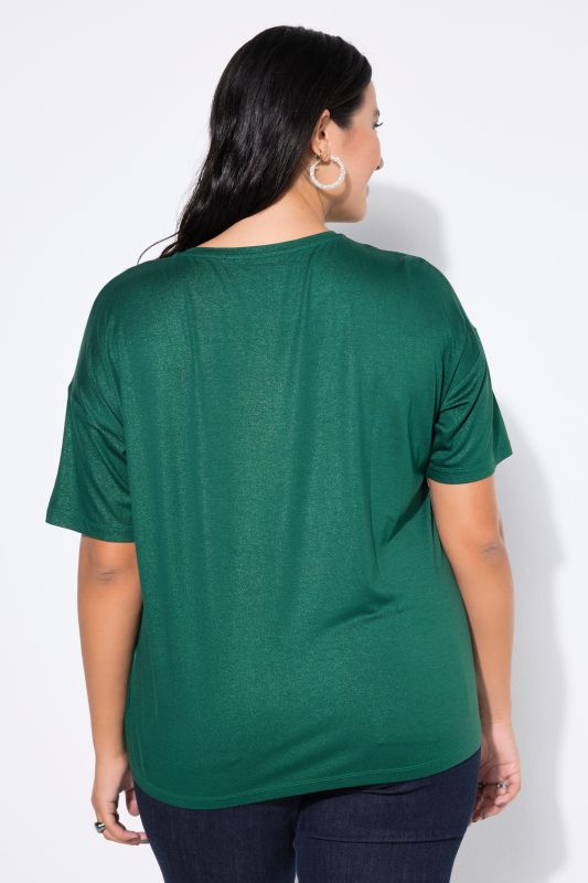 Тениска с бляскав мотив