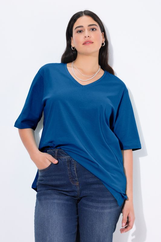 Basic V-Neck Relaxed Fit Short Sleeve Tee