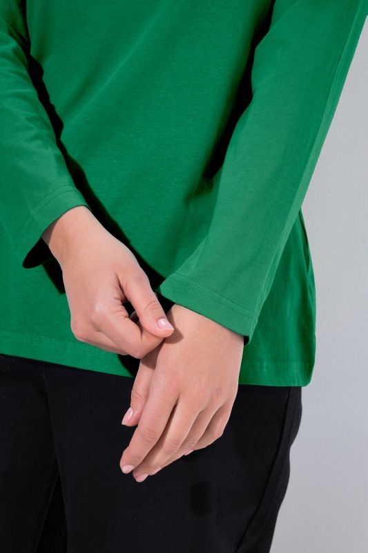 Basic Round Neck Long Sleeve Slim Fit Cotton Tee