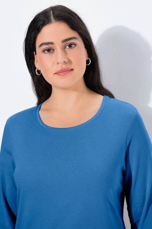 Basic Round Neck Long Sleeve Slim Fit Cotton Tee