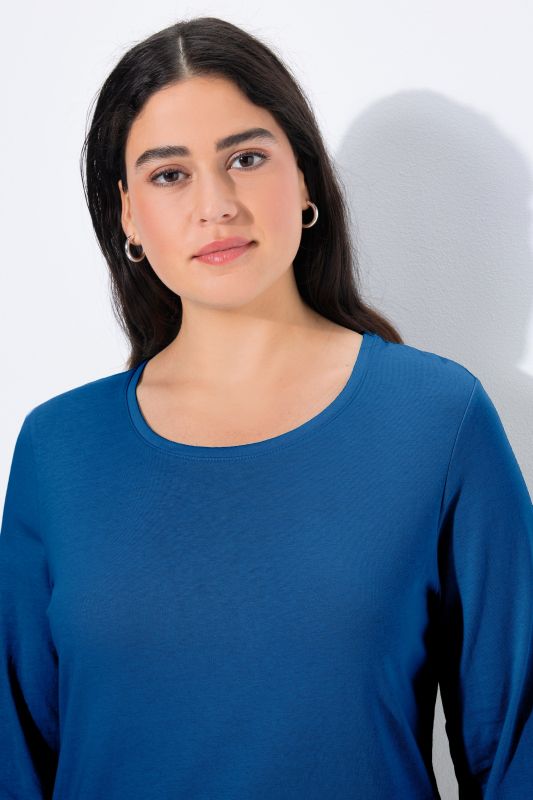 Basic Round Neck Long Sleeve Slim Fit Cotton Tee