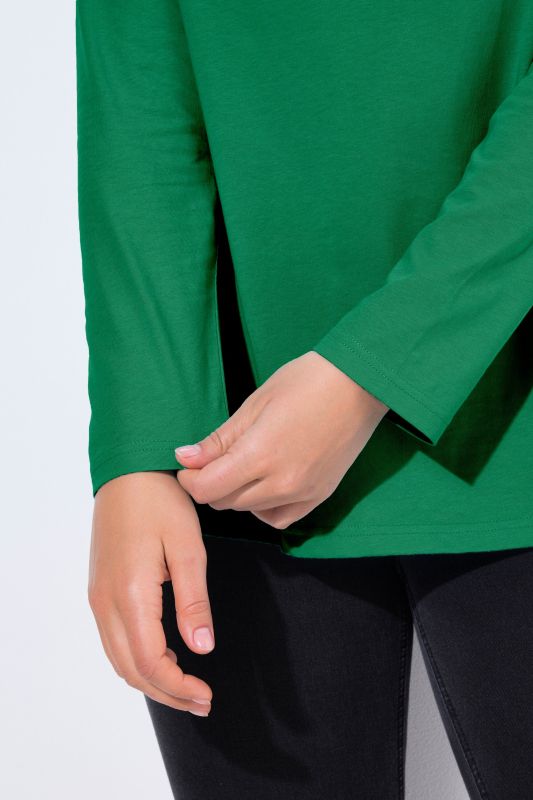 V-Neck Long Sleeves Slim Fit Cotton Knit Tee