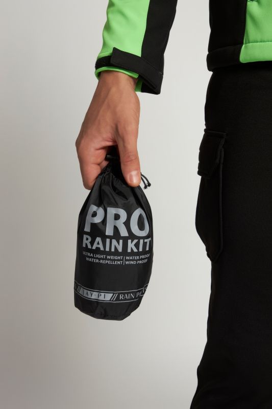 Панталон за дъжд