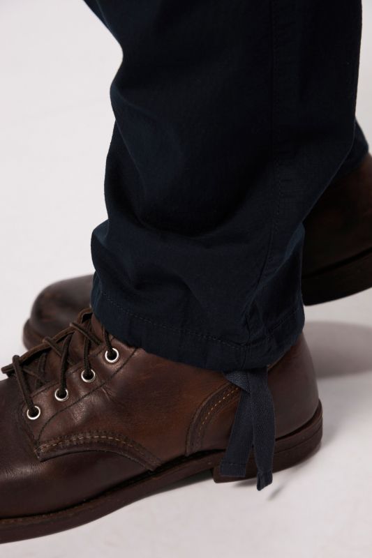 Панталон с карго джобове