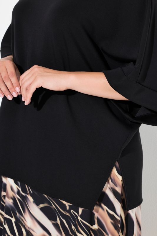 Суитчър в пончо стил