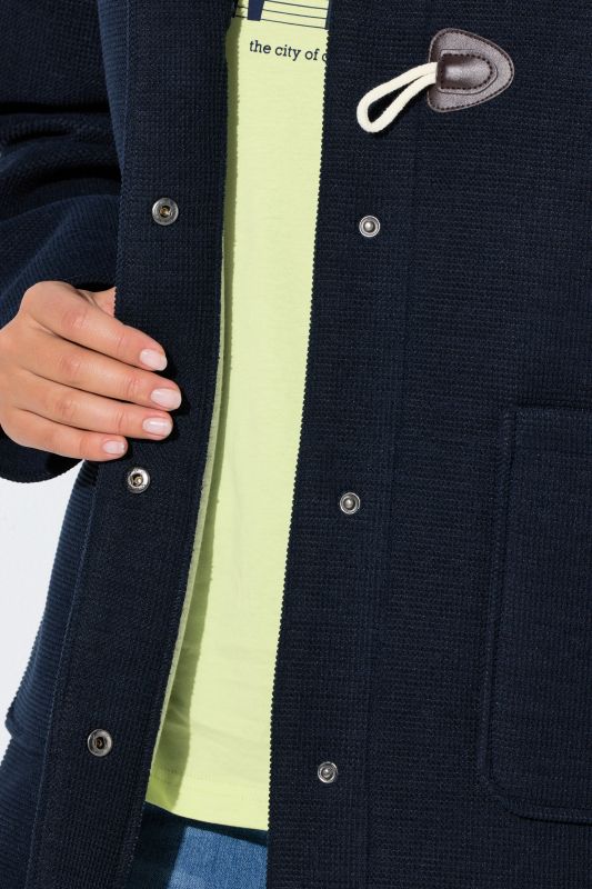 Палто с красиво закопчаване