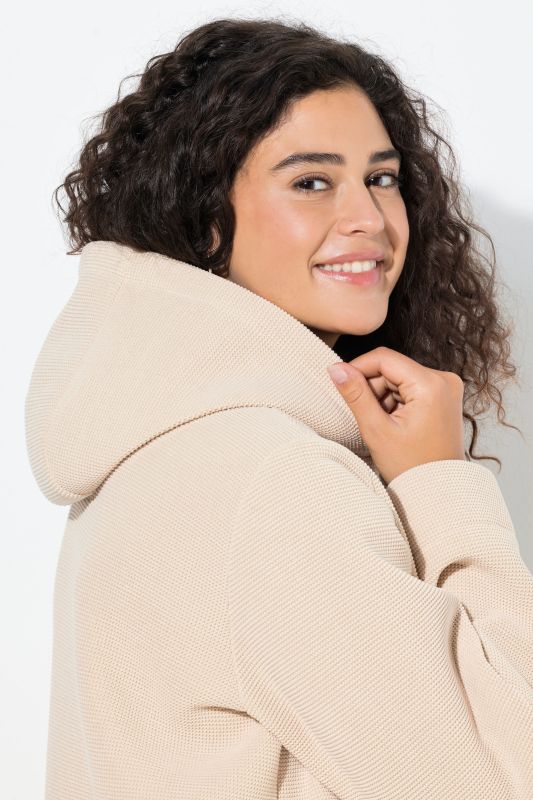 Палто с красиво закопчаване