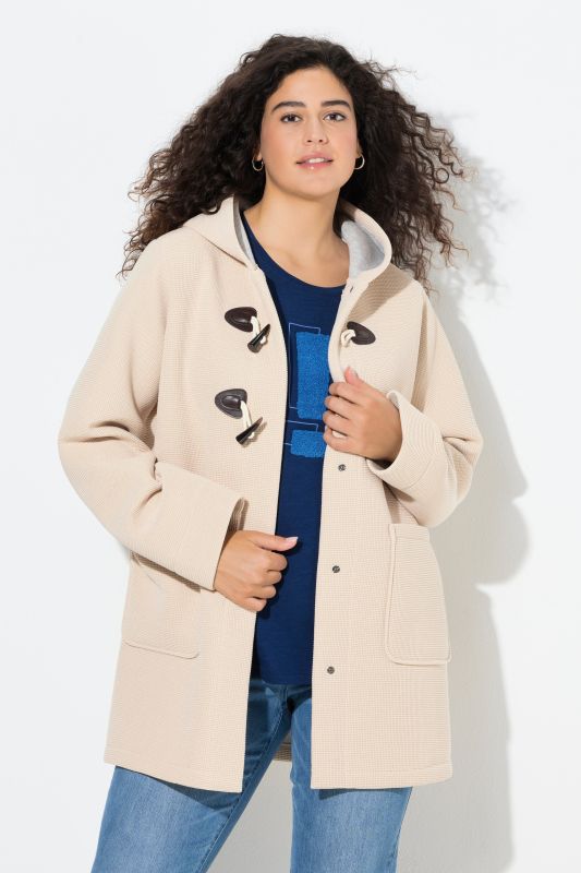 Палто с красиво закопчаване