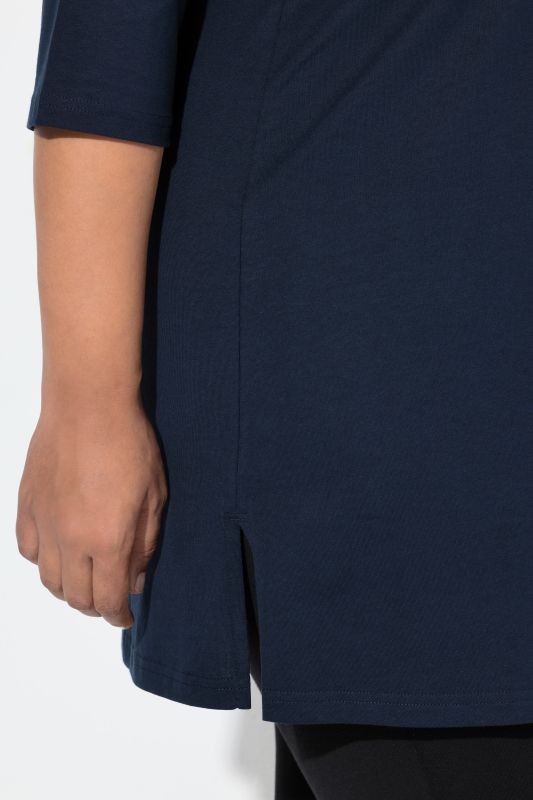 Туника с изрязан акцент