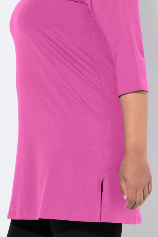 Туника с изрязан акцент