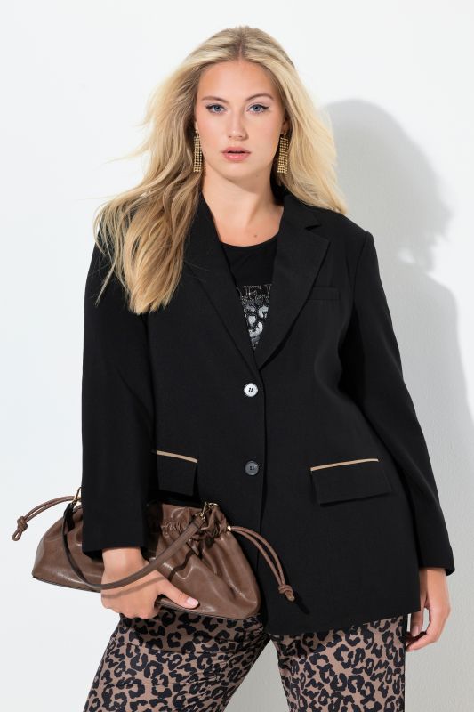 Блейзър с контрастен акцент на джобовете