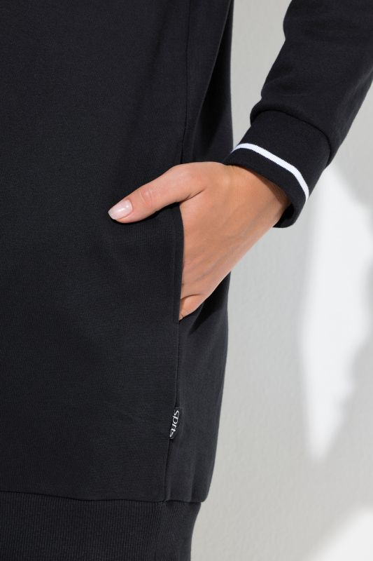 Суитчър с графични надписи