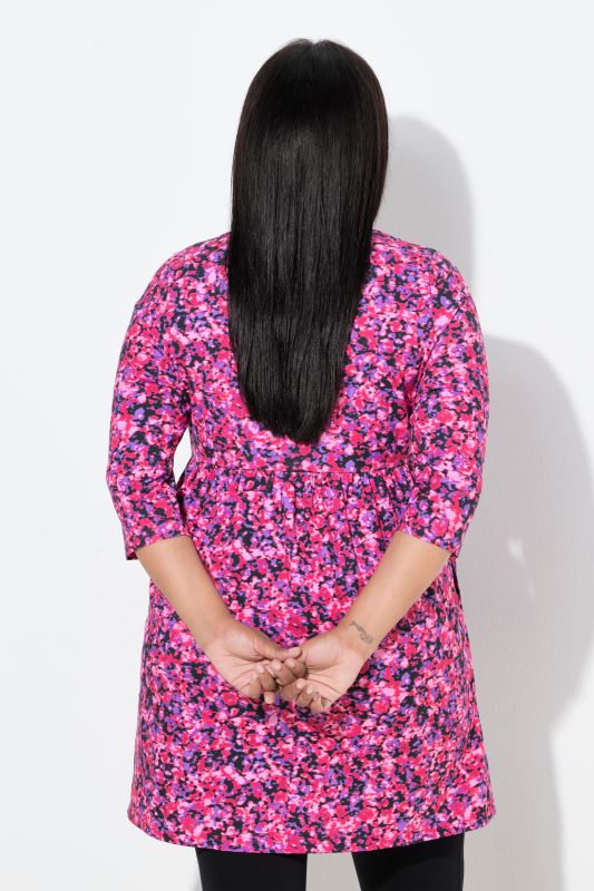 Туника с розови цветя