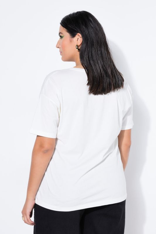 Тениска с декоративни перли