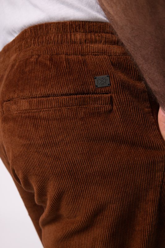Corduroy trousers, modern fit, elasticated waist