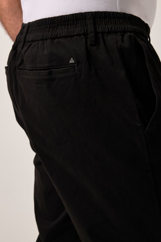 JP AWARE chino, organic cotton, FLEXNAMIC®, OCS certified