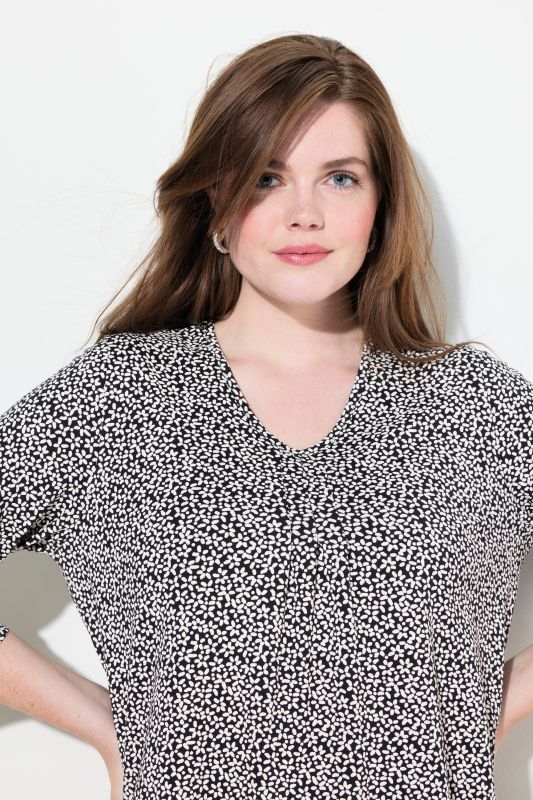 Floral A-Line 3/4 Sleeve Tee