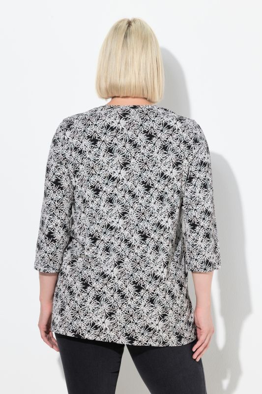 Graphic Flower A-Line 3/4 Sleeve Tee