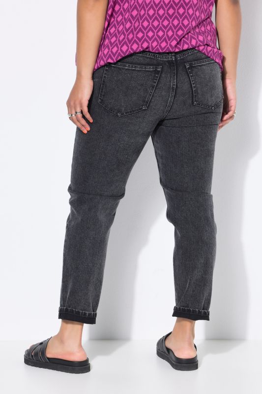 Дънки тип Mom с пран ефект