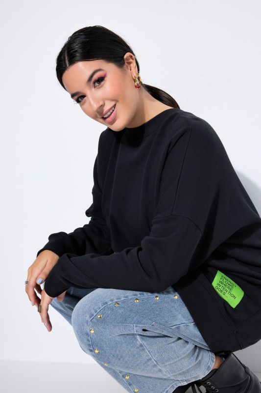 Statement Patch Long Sleeve Sweatshirt
