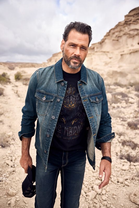 Denim jacket, breast pockets, button placket, up to 8 XL