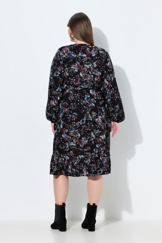 Рокля с принт на пеперуди