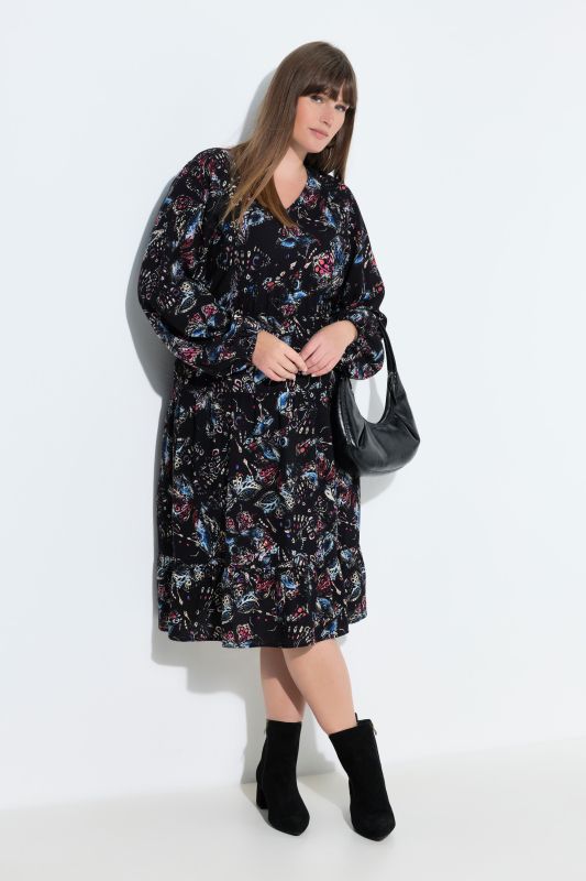 Рокля с принт на пеперуди