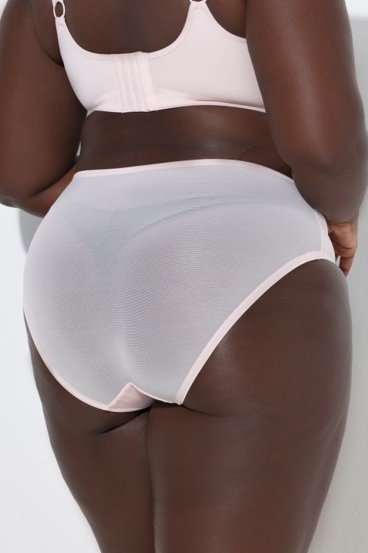 Бикини с дантела на пеперуди