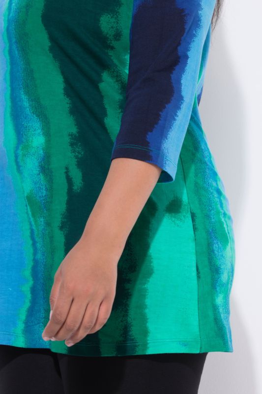 Batik Wave Knit Tunic