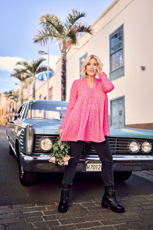 Туника с принт на маргаритки