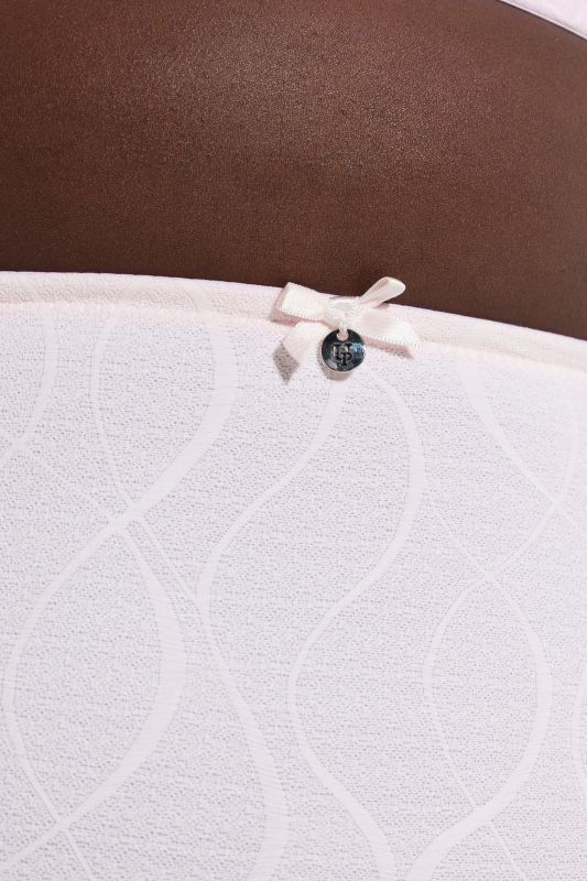 Бикини оформящи