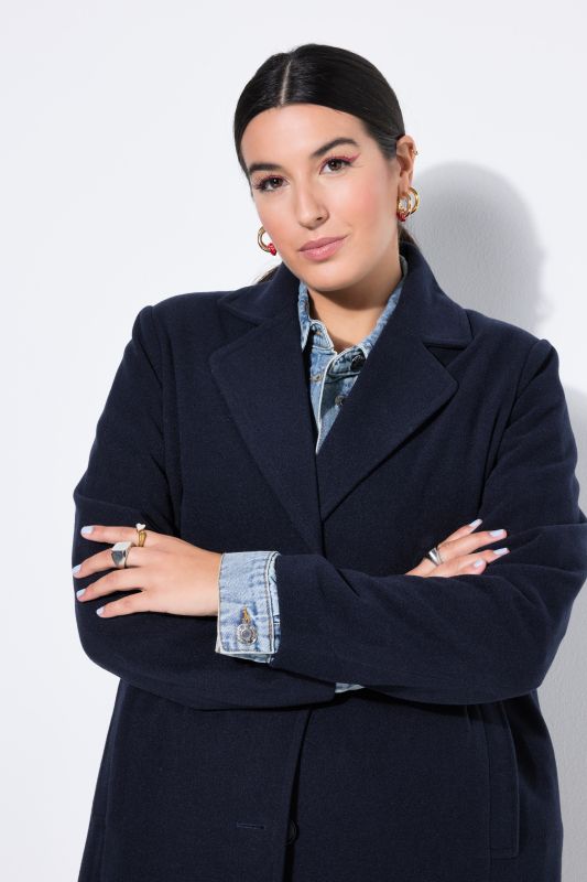 Палто с вълнена визия