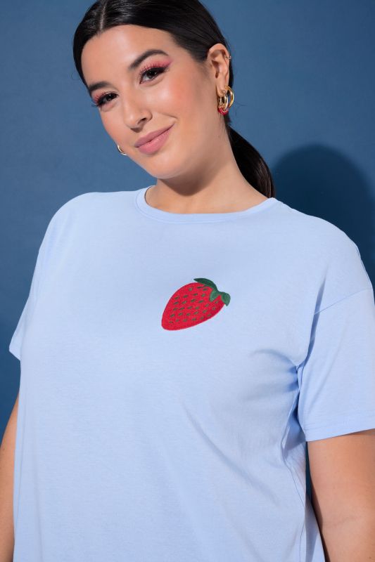 Тениска с принт на ягода