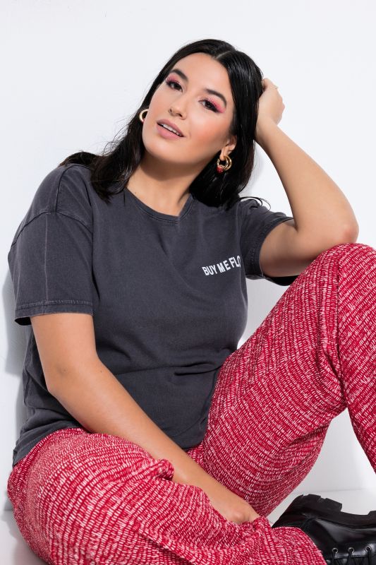 Тениска с принт на цветя