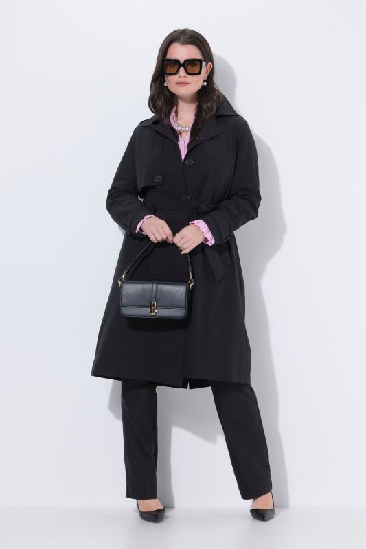 Тренчкот със сатенена подплата