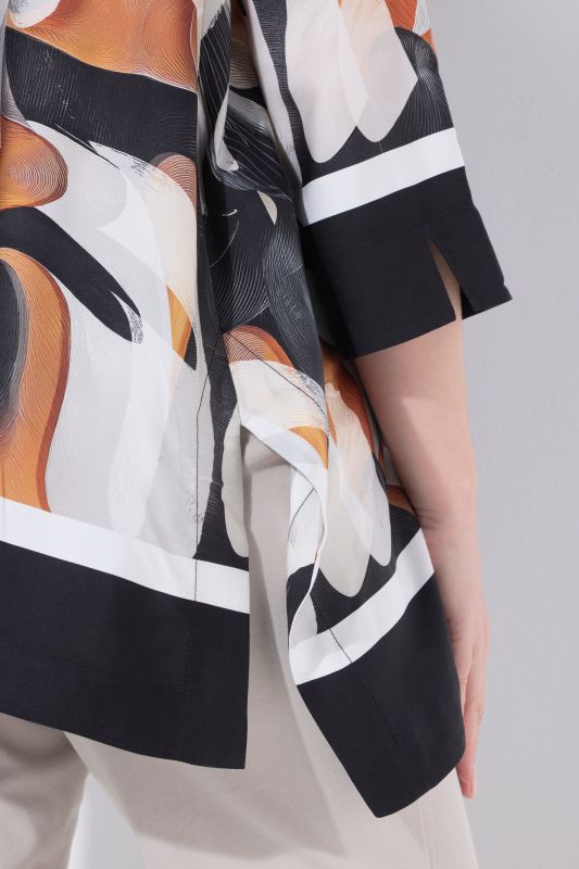 Abstract Print Pointed Hem Blouse