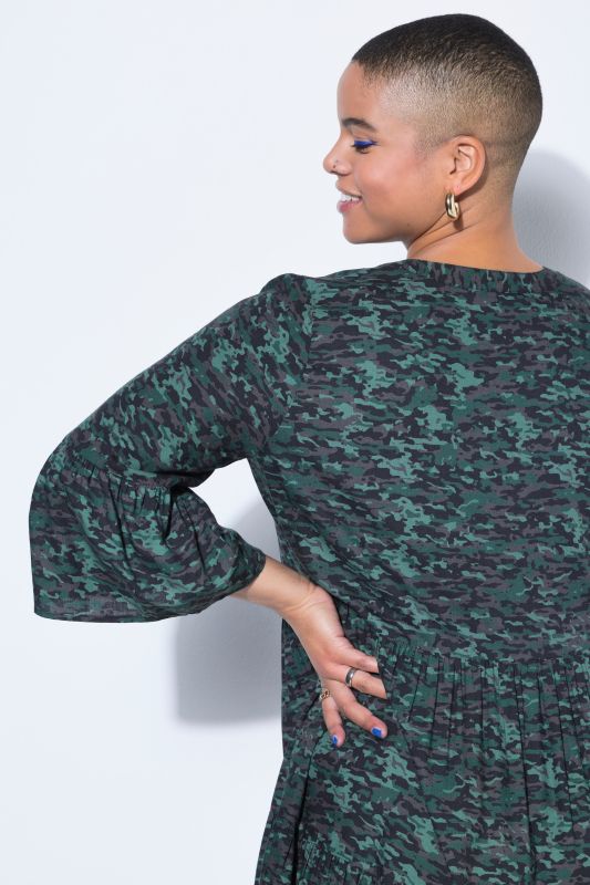 Рокля с камуфлажен принт