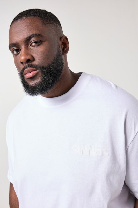 Тениска STHUGE с надписи