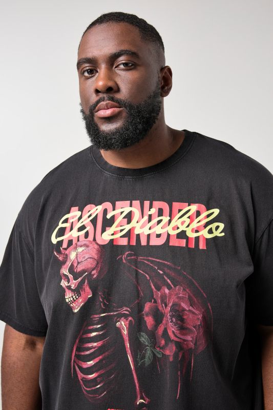 Тениска със светещ принт