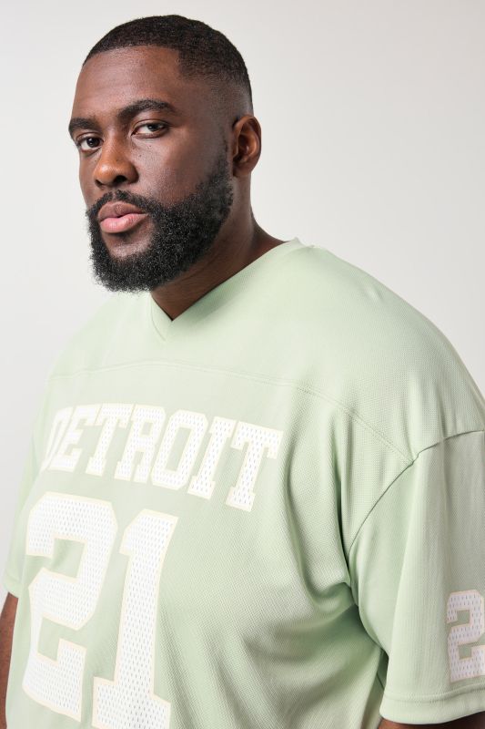 Бермуди с широка кройка