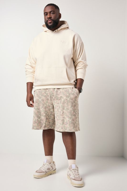 Бермуди с връзки