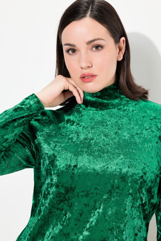 Блуза кадифена с поло яка